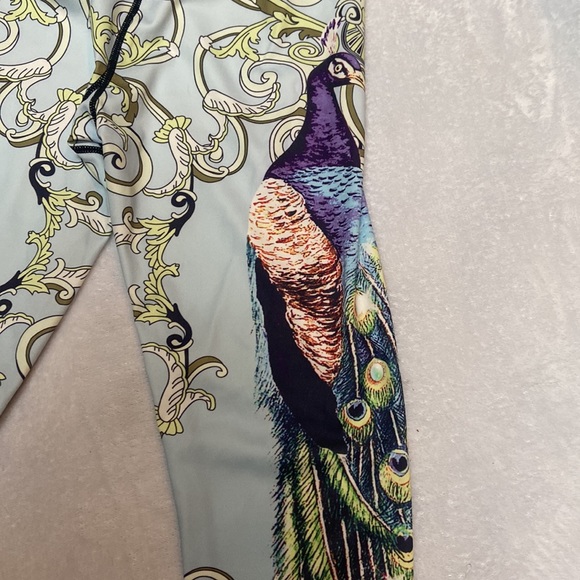 2 Pair Size Small Peacock Leggings - Picture 4 of 9